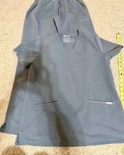 Figs Technical Collection Women's Moss Green Small Scrub Set picture