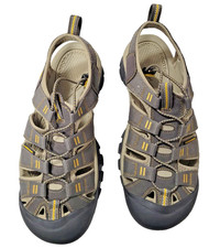 Keen Newport H2 Sandal Gray/Yellow/Tan Men's 9 Hiking Waterproof NWOB picture