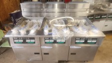 Pitco Solstice Supreme SSH60W Natural Gas Floor Fryer W/filer system, 9 baskets picture