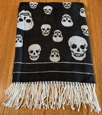 Magaschoni Home Black & White Skull Print Fringed Throw Blanket 50