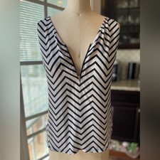 Office Siren Chevron Blouse Express Quiet Luxury Work Top S picture