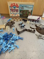 Vintage SEARS MARX Blue and Gray play set nice w/ extra pieces picture