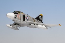 Hobby Master 1/72 F-4J PHANTOM II VF-84 JOLLY ROGERS - HA1905 - HARD TO FIND picture