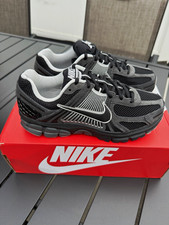Nike Zoom Vomero 5 Men's Low Top Running Sneaker Anthracite/Black HF1553-006 picture