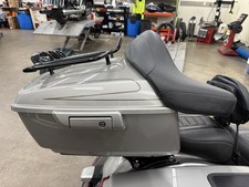 Harley-Davidson CVO Dark Platinum Detachable Tour Pak 53000999EWO picture