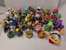 Nintendo Amiibo lot - Smash, Animal Crossing, Splatoon, Poochy, Gold Mega Man picture