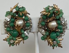Vtg Signed EUGENE 1950s Cluster Clip Earrings Green Peking Glass Faux Pearl  picture