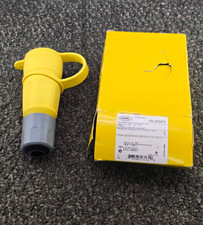 Hubbell HBL25W47A: Watertight Connector NEMA L5-15R 15A 125V picture
