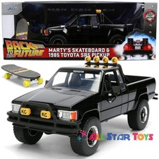 Jada 1/24 1985 Toyota SR5 Pickup & Marty’s Skateboard Back To The Future 36479 picture