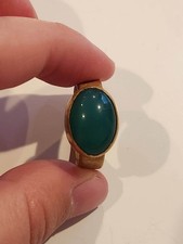 Vintage Artisan Green Cabochon Ring Gold Tone Modernist Statement Size 8 picture