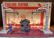 Marx 1450 Fueling Station - Tested Works - Nice Exc. box & more included picture