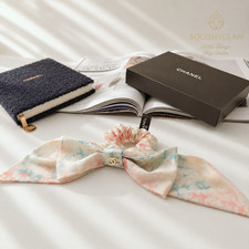 CHANEL BEAUTÉ SILK HAIR SCRUNCHIE  Limited VIP Accessory picture