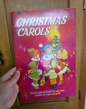 Western Publishing Christmas Carols Song Book for Piano, Organ & Guitar MPN 2977 picture