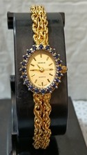 GENEVE Sapphire Bezel Luxury Vintage Women's Watch Gold Tone Quartz 17 mm picture