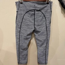 Athleta Medium Ultimate Linear Lines Capri Black White Stripe Workout Gym Walk picture