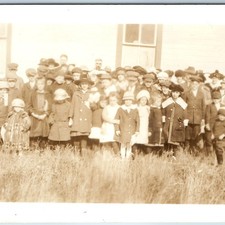c1910s Outdoor School Children RPPC Group Photo Winter Coats Hats Canada PC picture