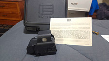 EOTech Holographic Weapon Sight Black 1x Rail Mount Rifle w/ Hard Case Manual picture