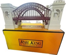 MTH Rail King RK Hell Gate Bridge Red & Gray 30-9020 O Gauge Train Bridge picture