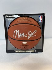 Magic Johnson Signed Spalding Official NBA Basketball &TriStar COA in Silver Pen picture