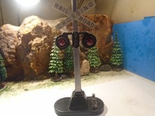 LIONEL0 & 027 GAUGE FUNCTIONAL CROSSING SIGNAL, TESTED,  EXCELLENT   5-193-5 picture