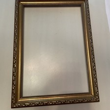 VTG Golden Wood Etched Floral Picture Frame- 11 .5 X 16”. Fits 14” X 9.5”. EUC picture