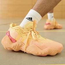 Adidas Trey Young Men’s Basketball Shoe Athletic Sneakers Trainers Footwear #706 picture