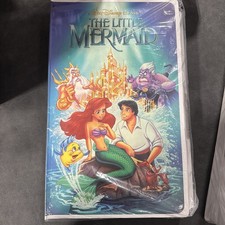WALT DISNEY THE LITTLE MERMAID VHS BOXED SILK TOUCH THROW BLANKET - Box Damage picture