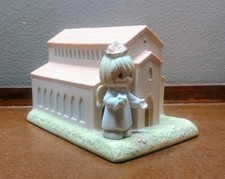 Precious Moments 119642 You Are Always Welcome Here Chapel Exclusive Angel 2004 picture