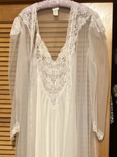 VTG. New Frederick's of Hollywood Sheer Lace Bridal Lingerie Maxi Gown Robe M picture