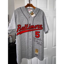 Mitchell & Ness Baltimore Orioles Brooks Robinson Signed 1966 Jersey Grey 46 picture