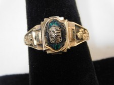 JOSTEN'S 10k Gold CLASS RING: 1982 EMPERORS w/ initials BG, 5.21 grams, size 8 picture