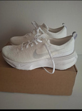 Size 44 - Nike ZoomX Invincible 3 White Photon Dust picture