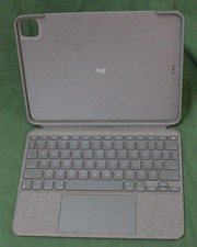 Logitech Combo Touch for iPad Pro 11”, Gen 1-4, barely used, Grey, Have 13 picture