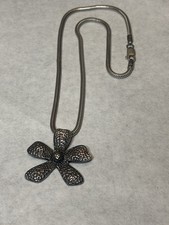 Vintage Silpada Rare Hammered Daisy Flower 925 Silver Pendant and 925 Necklace picture