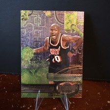 1997-98 Metal Universe - Tim Hardaway #60 picture