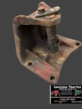 1958 International 460 gas Utility tractor front end axle support pivot bracket picture