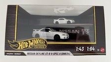 Hot Wheels Premium 1:43 & 1:64 Nissan Skyline GT-R V-Spec II BNR34 1999 White picture