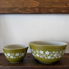 2pc Vintage Pyrex Spring Blossom Green Crazy Daisy Mixing Bowls 401 403 Set picture