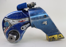 HYTORC HY-10MXT Hydraulic Torque Wrench 1-1/2 in. Drive 11,520 FT LBS CAL'D picture