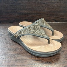 Crocs Women's Thong Sandals 8 Gray Beige Sanrah Embellished Wedge Dual Comfort picture