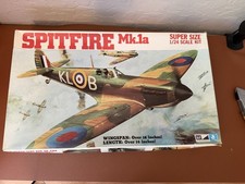 MPC 1:24 Scale Supermarine Spitfire MK.1a Plastic Model 7489 picture