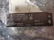 1PCS NEW SCHMERSAL BPS 33 101107771 Safety magnetic switch BPS33 picture