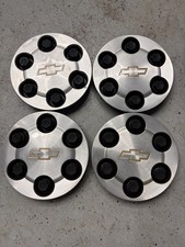 2004-2006 Chevrolet Silverado/Tahoe/Surburban Wheel Center Caps picture
