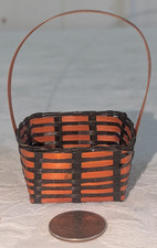 Vtg Handmade Miniature Orange & Black Dyed Halloween Splint Wicker Basket (Sq) picture