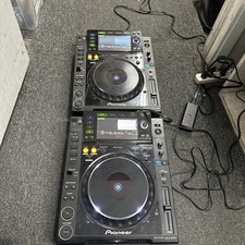 Pioneer DJ CDJ-2000 Pair Professional Multi Player DJ Turntable picture