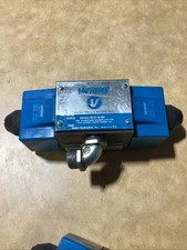 Vickers Pilot Valve Model no. DG4S4-012C-B-60 picture