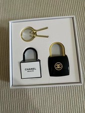 CHANEL PadLock Lock & Key Set Rare Counter VIP Giveaway Gift Bag Charm Keychain picture