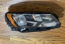 OEM 2020-2022 Volkswagen Passat Right RH Headlight Headlamp 561941006F picture