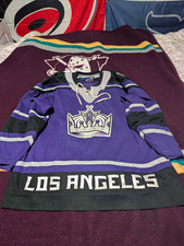 Vintage CCM NHL Los Angeles Kings Purple Crown Jersey Size XL picture