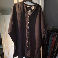 NWOT Soft Surroundings Plus L/XL Black V-Neck Cover-up picture